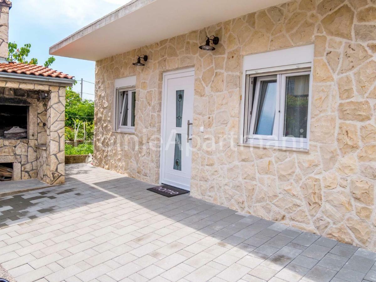 Ana I Ljubo Apartman Sukošan Kültér fotó